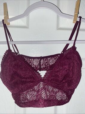 Victoria's Secret Date Night Lace Bralette in Burgundy